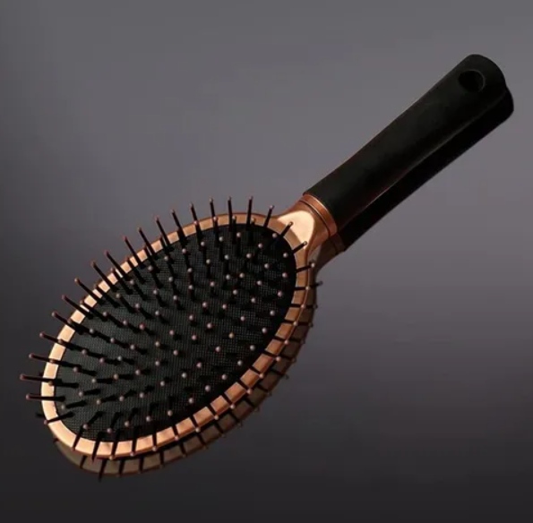 Cepillo De Pelo Negro Y Dorado 50840 400